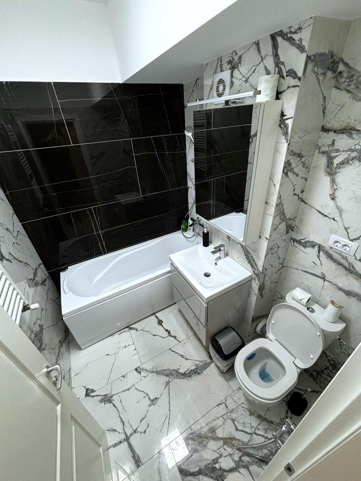 Sky View - Free Parking Apartment Iasi Exterior photo