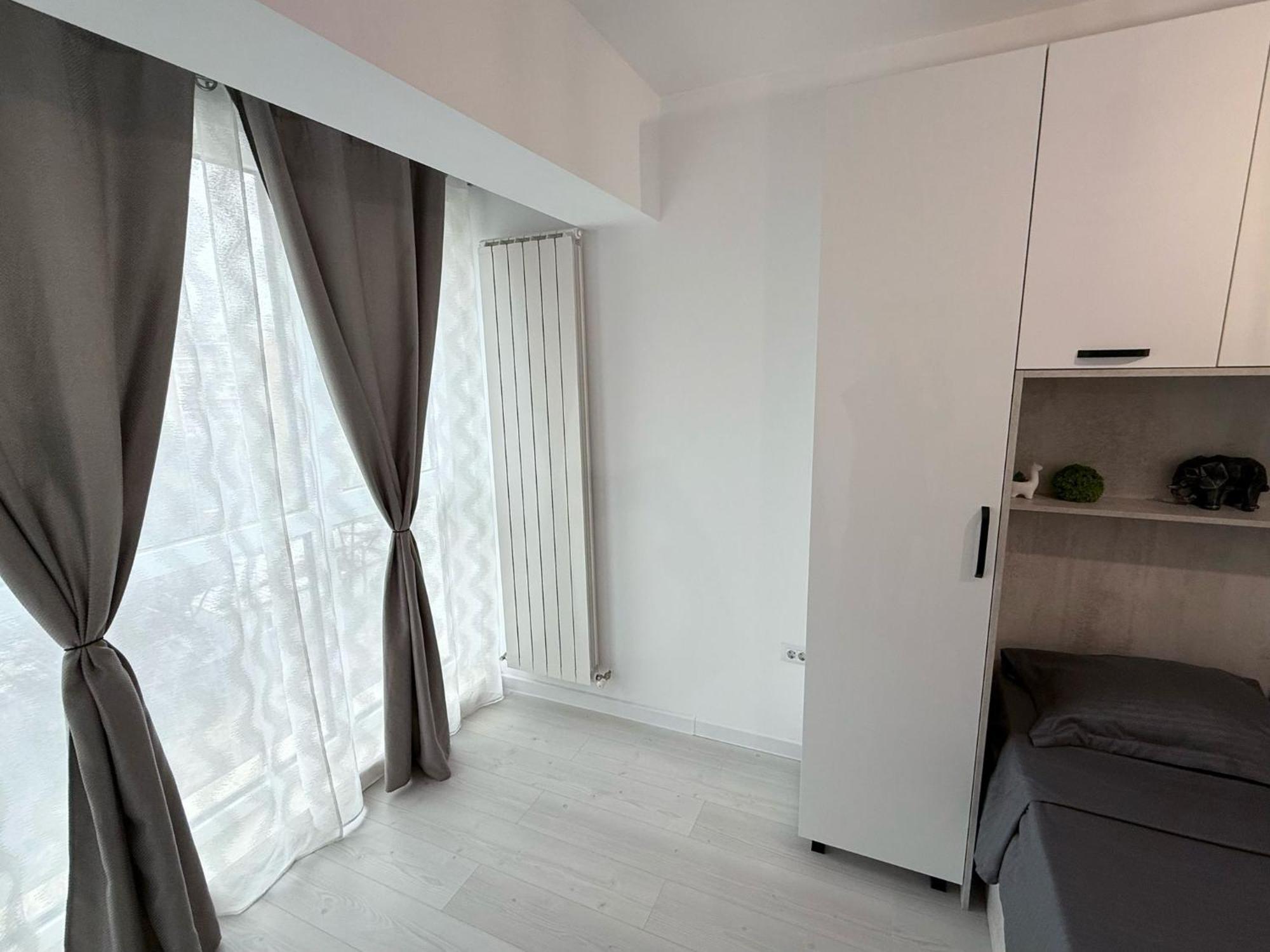 Sky View - Free Parking Apartment Iasi Exterior photo
